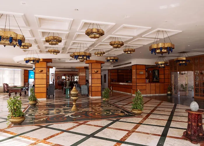 Hotel El Khan
