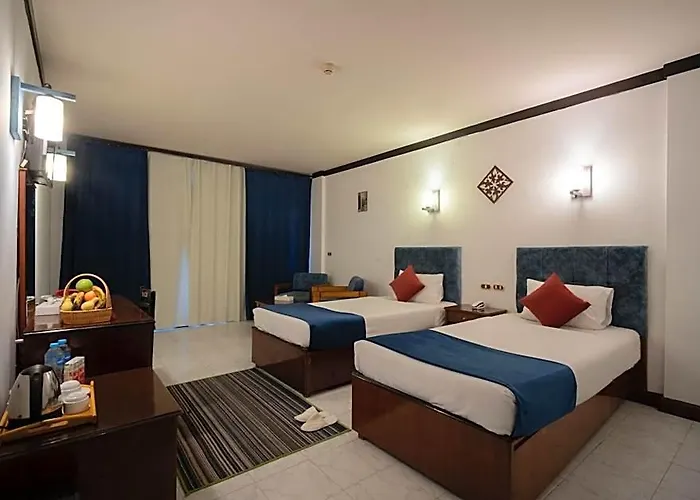 El Khan 3*